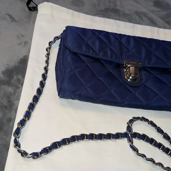 Preloved Prada quilted nylon shoulder bag navy blue pristine condition 9 1/2”X 6 - Picture 4 of 8